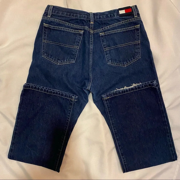 Authentic 90s Tommy Hilfiger Flared & Mid-Rise Dark Blue Denim Jeans - Picture 7 of 8